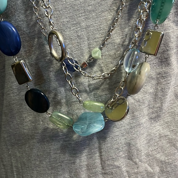 New York and Co. Statement Necklace - Picture 4 of 8